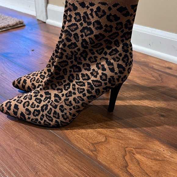 NOT FOR SALE - Picture 8 of 13